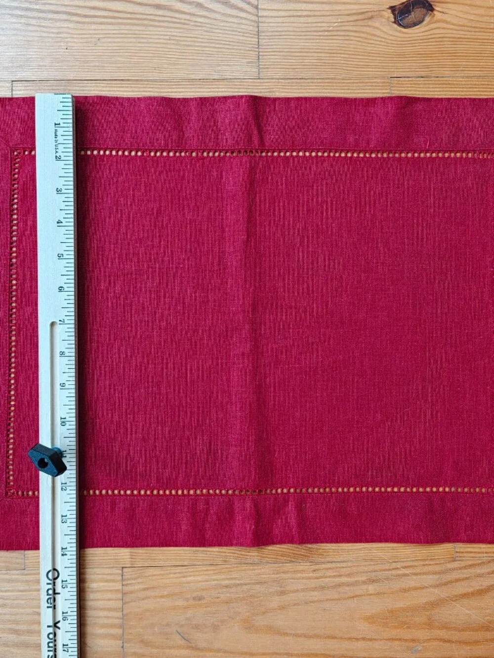 Fieldcrest Classic Placemats Napkins Set of 8 Linen Blend Red Hemstitch Ladder
